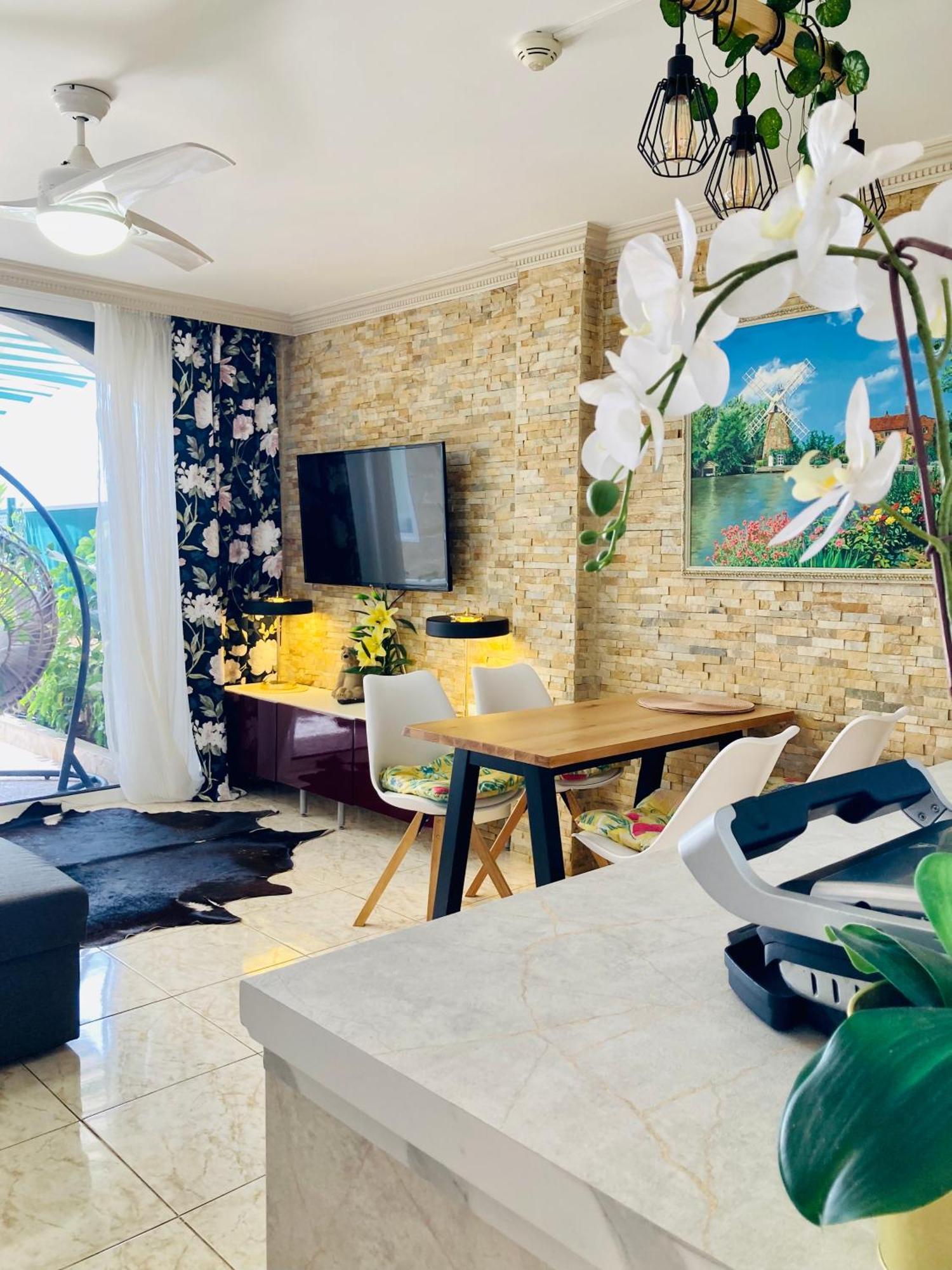 Pueblo Torviscas Sunset Harbour Private Apartment Адехе Екстериор снимка